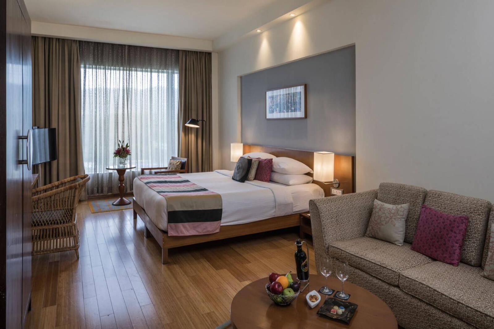 The Bellwood Suites Near Igi Airport New Delhi Exterior foto